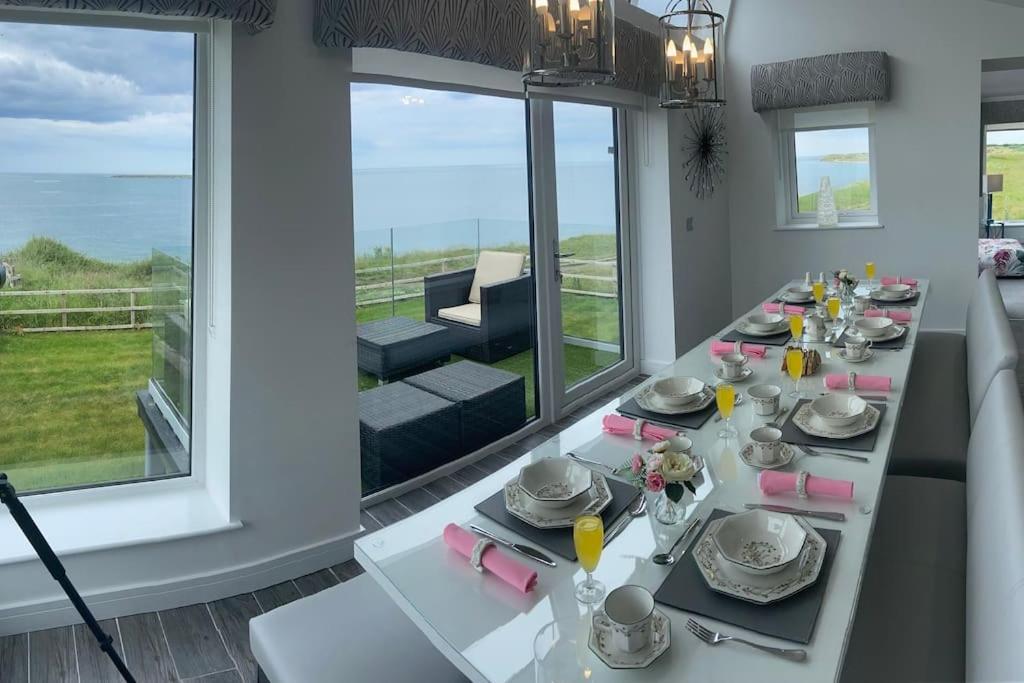 Signal House - A Stunning Beach House - 2020 Build Amble Buitenkant foto